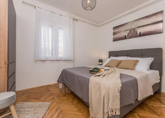 A&m Apartman Biograd Na Moru