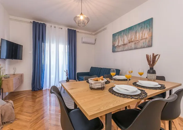 A&m * Biograd Na Moru